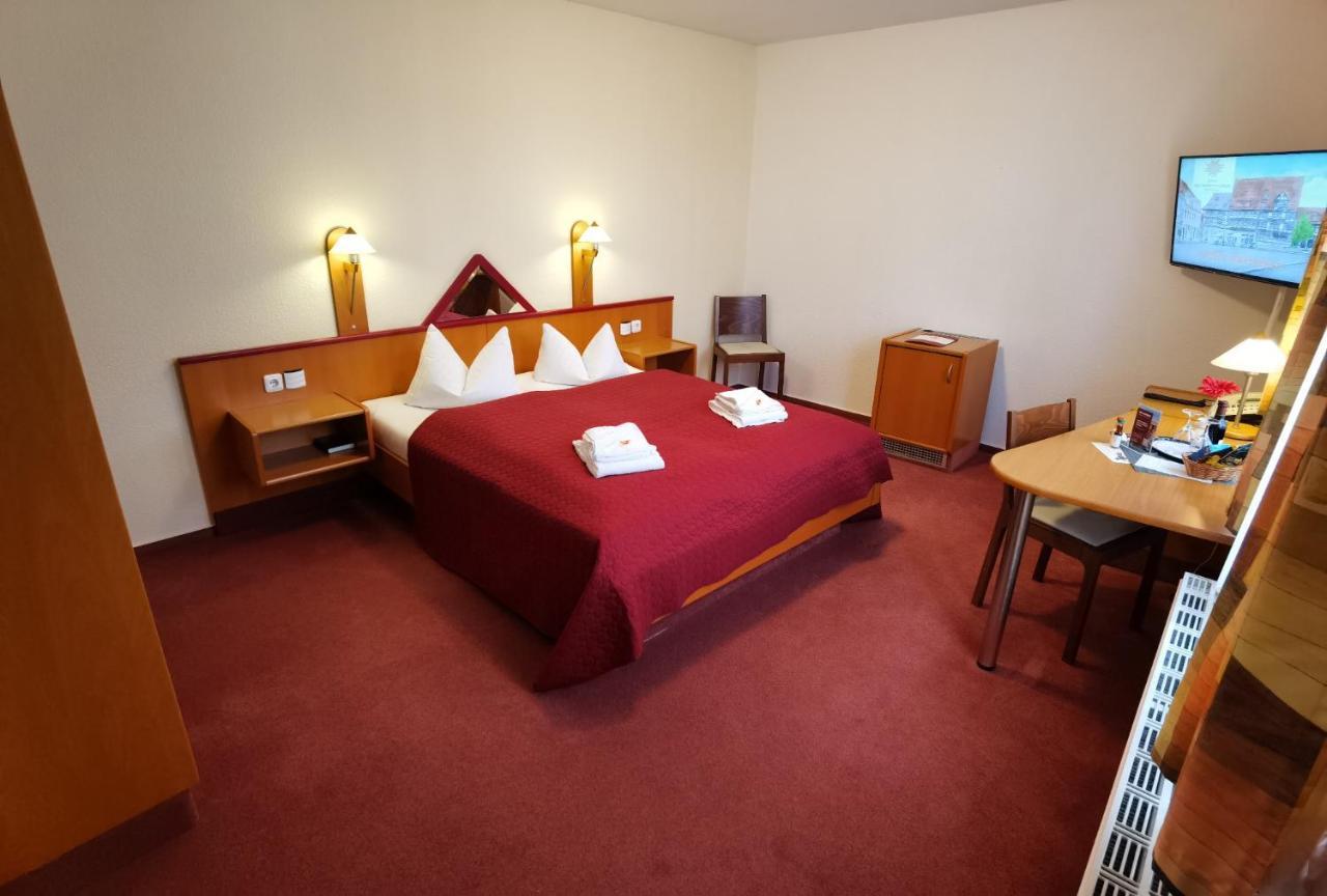 Hotel Zur Goldenen Sonne Quedlinburg Eksteriør bilde
