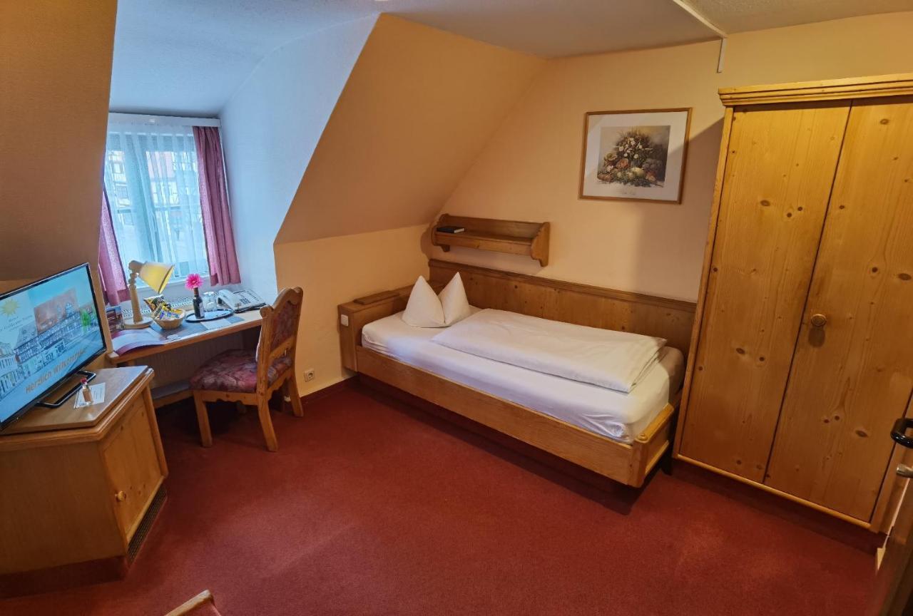 Hotel Zur Goldenen Sonne Quedlinburg Eksteriør bilde