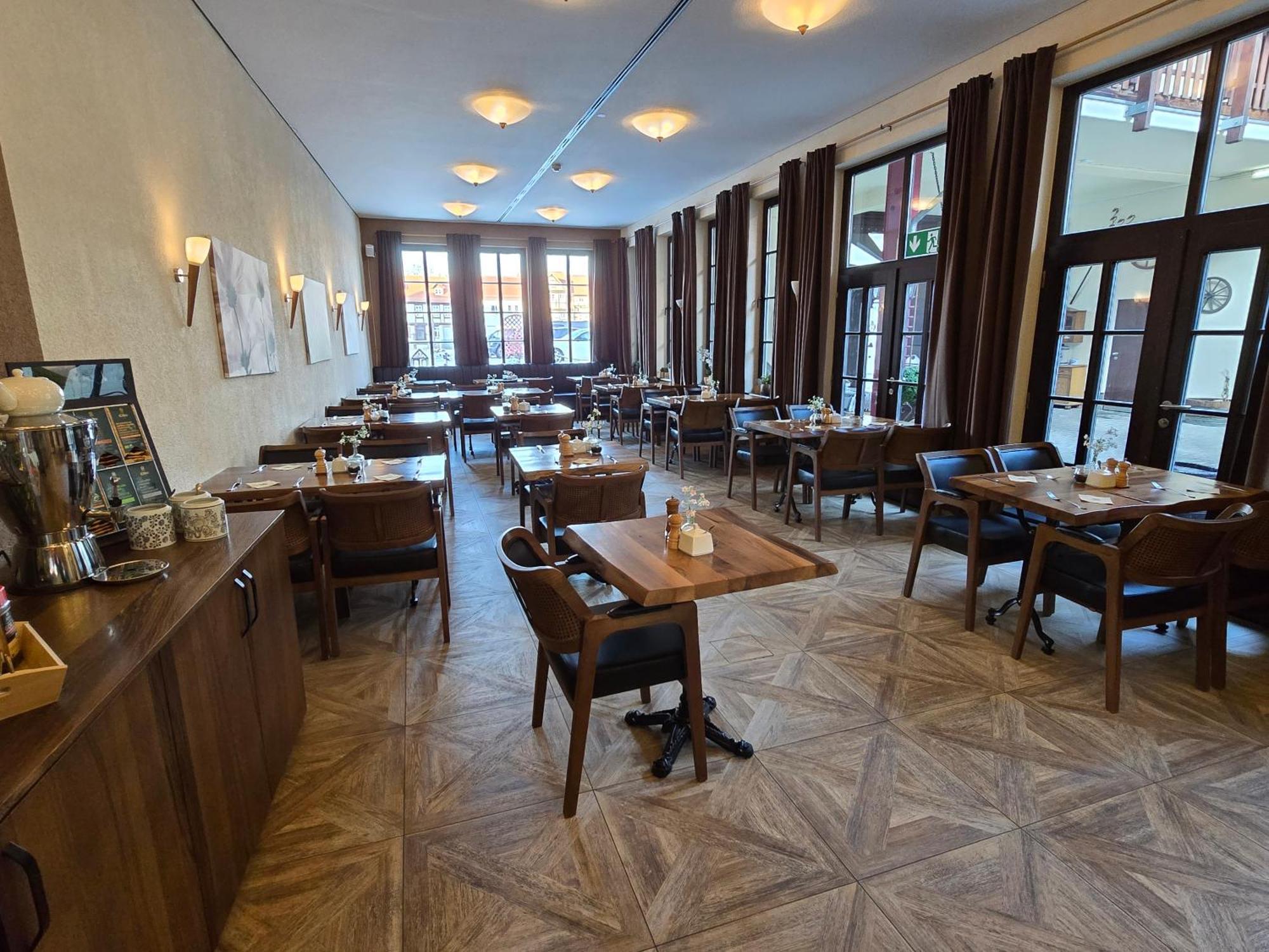 Hotel Zur Goldenen Sonne Quedlinburg Eksteriør bilde