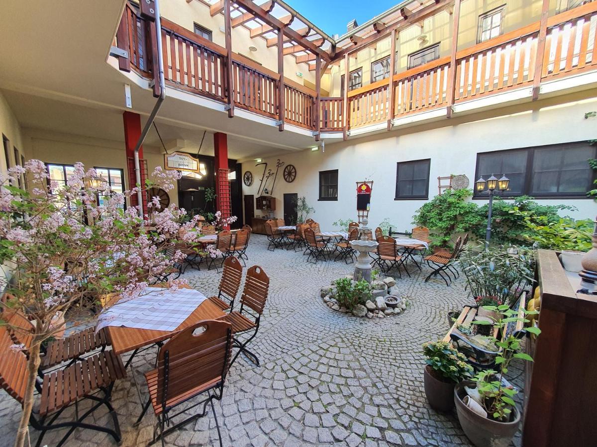 Hotel Zur Goldenen Sonne Quedlinburg Eksteriør bilde